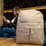 Klip Xtreme Mochila para Dama Klip Xtreme Bari KNB-467KH Khaki - Imagen 4